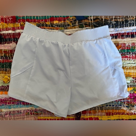 Cali Shorts, Size XS, Light Blue, elastic waist and pockets - Picture 2 of 3